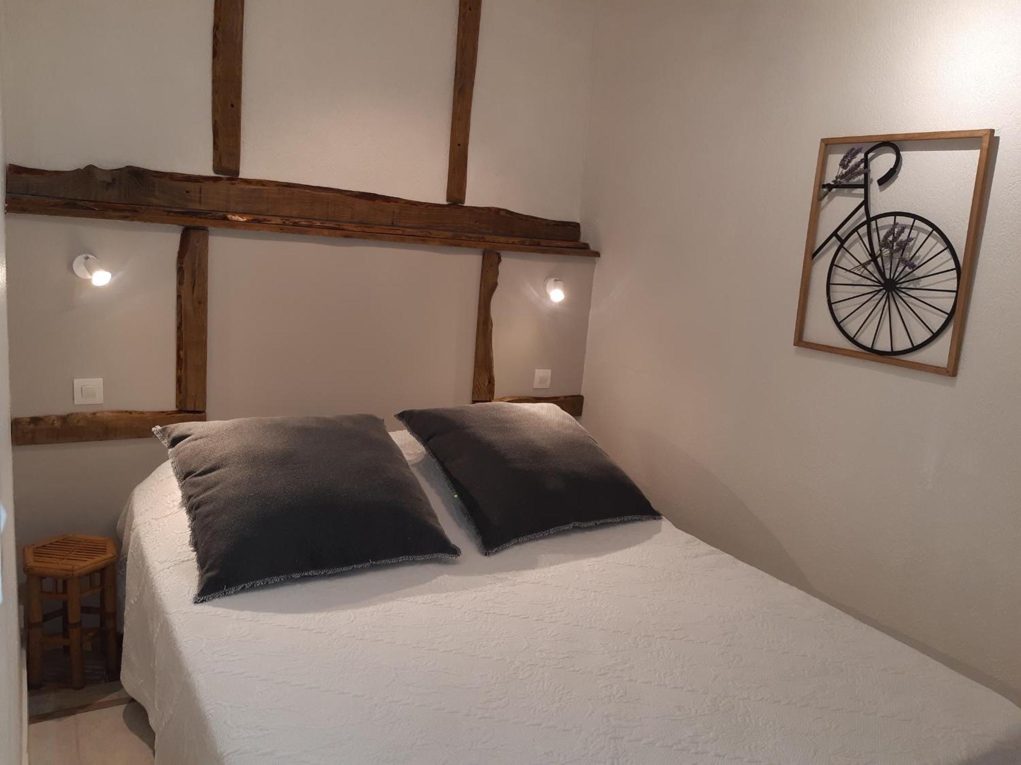 La Ferme De Manon Apartment Montferrat  Exterior photo